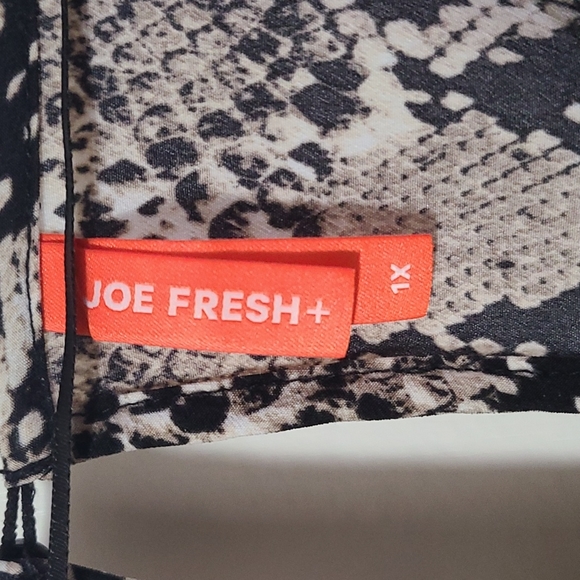 Snake Print Dress • Size 1 • Plus Size - Picture 3 of 4